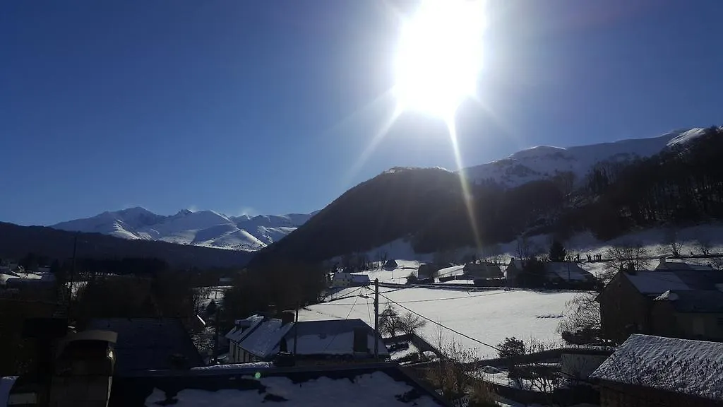 Hotel Les Deux Cols Sainte-Marie-de-Campan 2*,